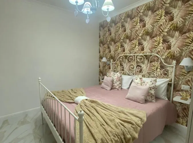 Carme Bed & Breakfast 3*